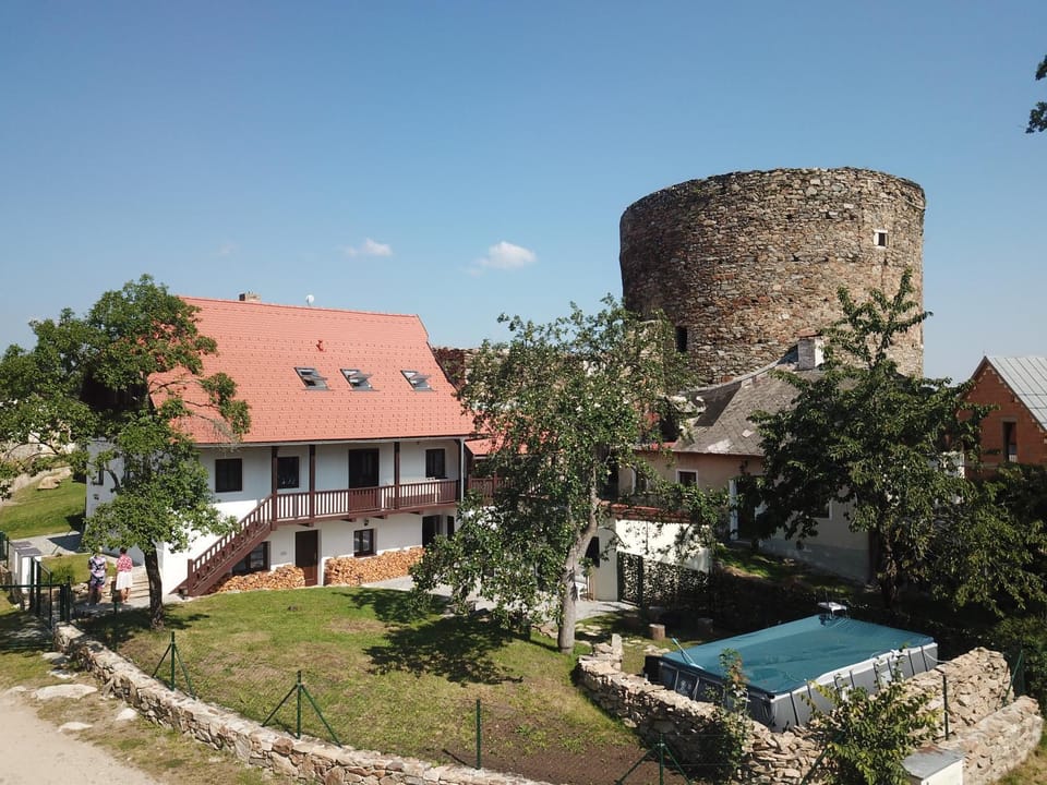 Property building, Nearby landmark, Garden view