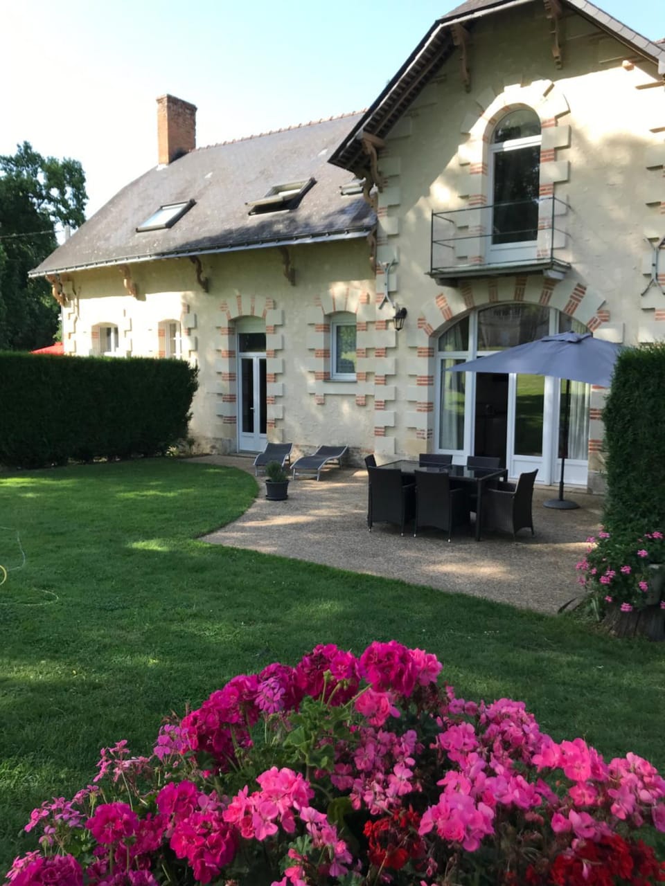 Property building, Garden, Garden view
