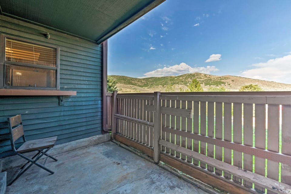 Walkable Park City Condo w/ Pool & Hot Tub! House in Summit Park