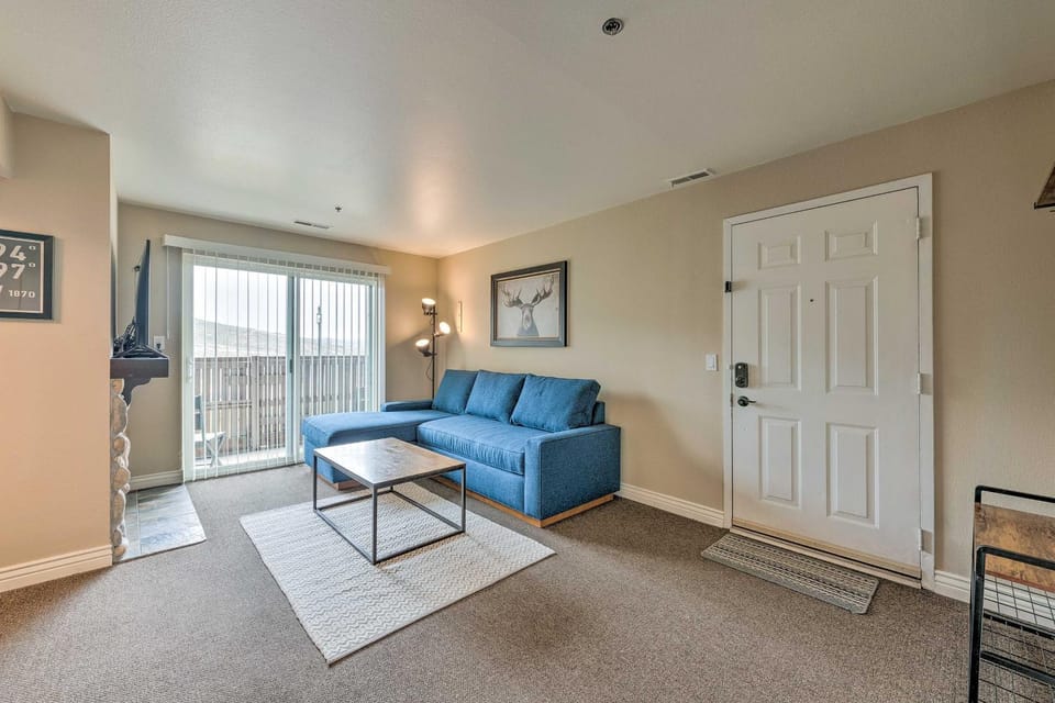 Walkable Park City Condo w/ Pool & Hot Tub! House in Summit Park