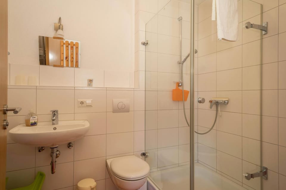 Bathroom, Living room