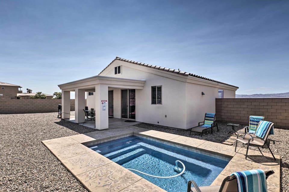 Luxe Home w/ OHV Access, 5 Mi to Lake Mohave! House in Bullhead City