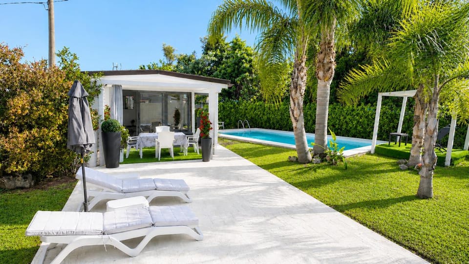 Pool House Terracina Apartment in Terracina