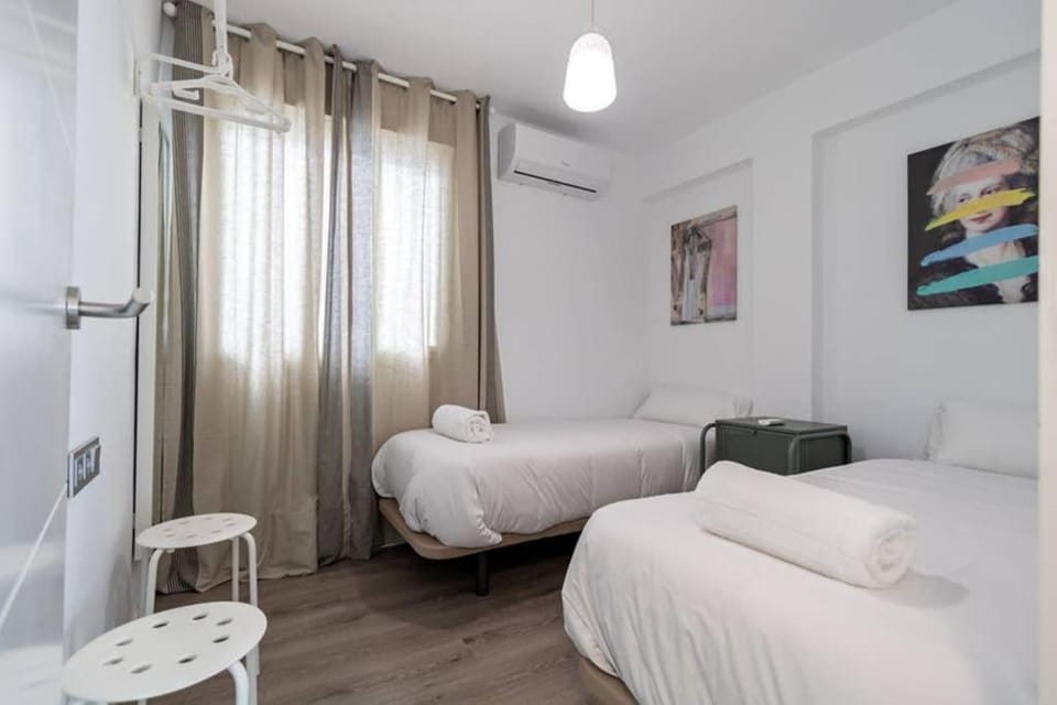 Triana Maestro Deluxe by Valcambre Apartment in Seville