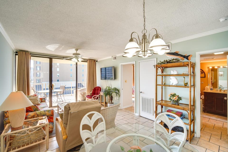 Gulf Shores Condo: Private Community Beach Access House in West Beach