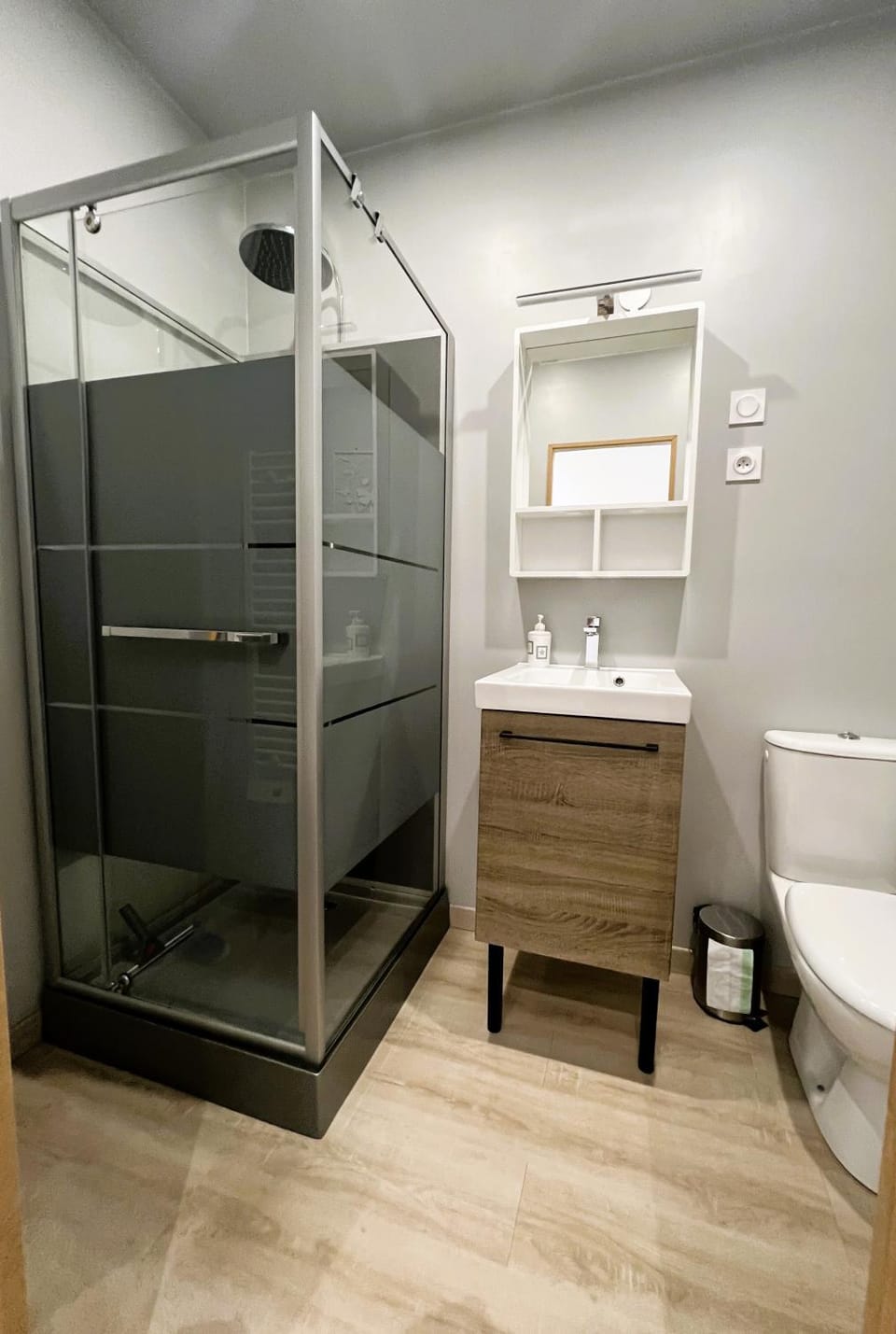 Shower, Toilet, Bathroom