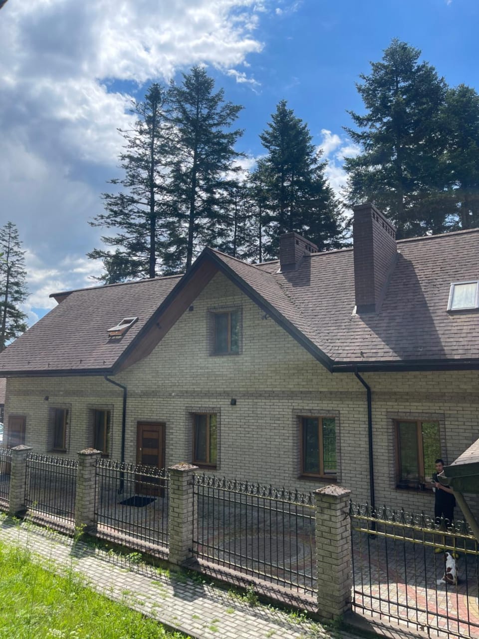 Property building, Day