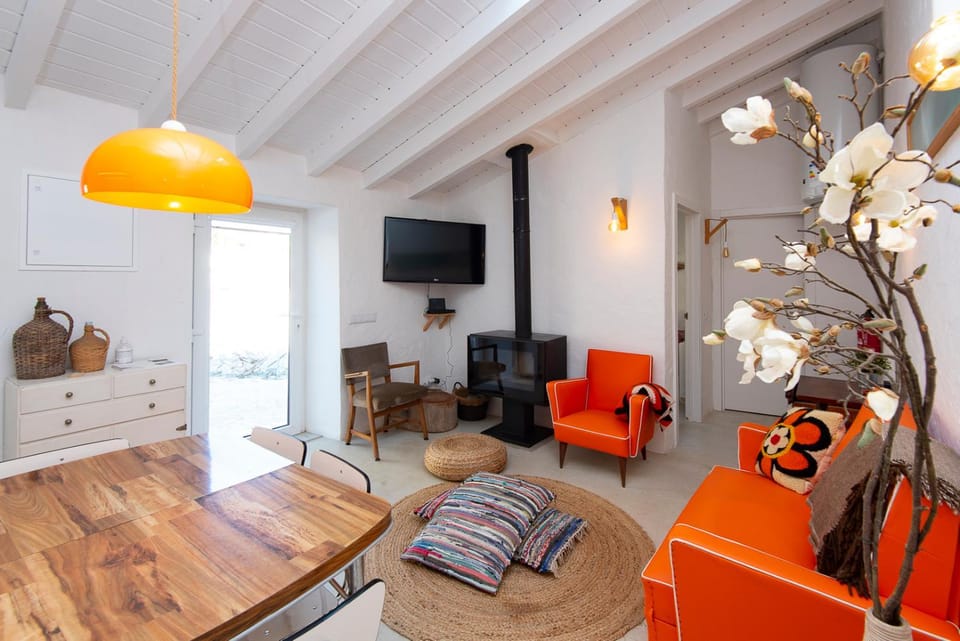 Communal lounge/ TV room, TV and multimedia, Living room, Seating area