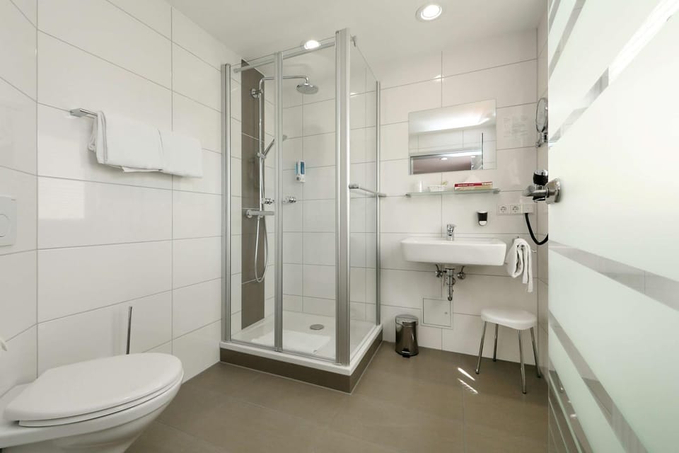 Bathroom, Photo of the whole room, On site
