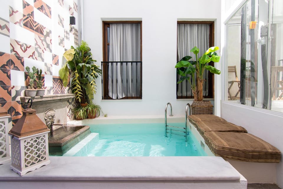 Property building, Swimming pool