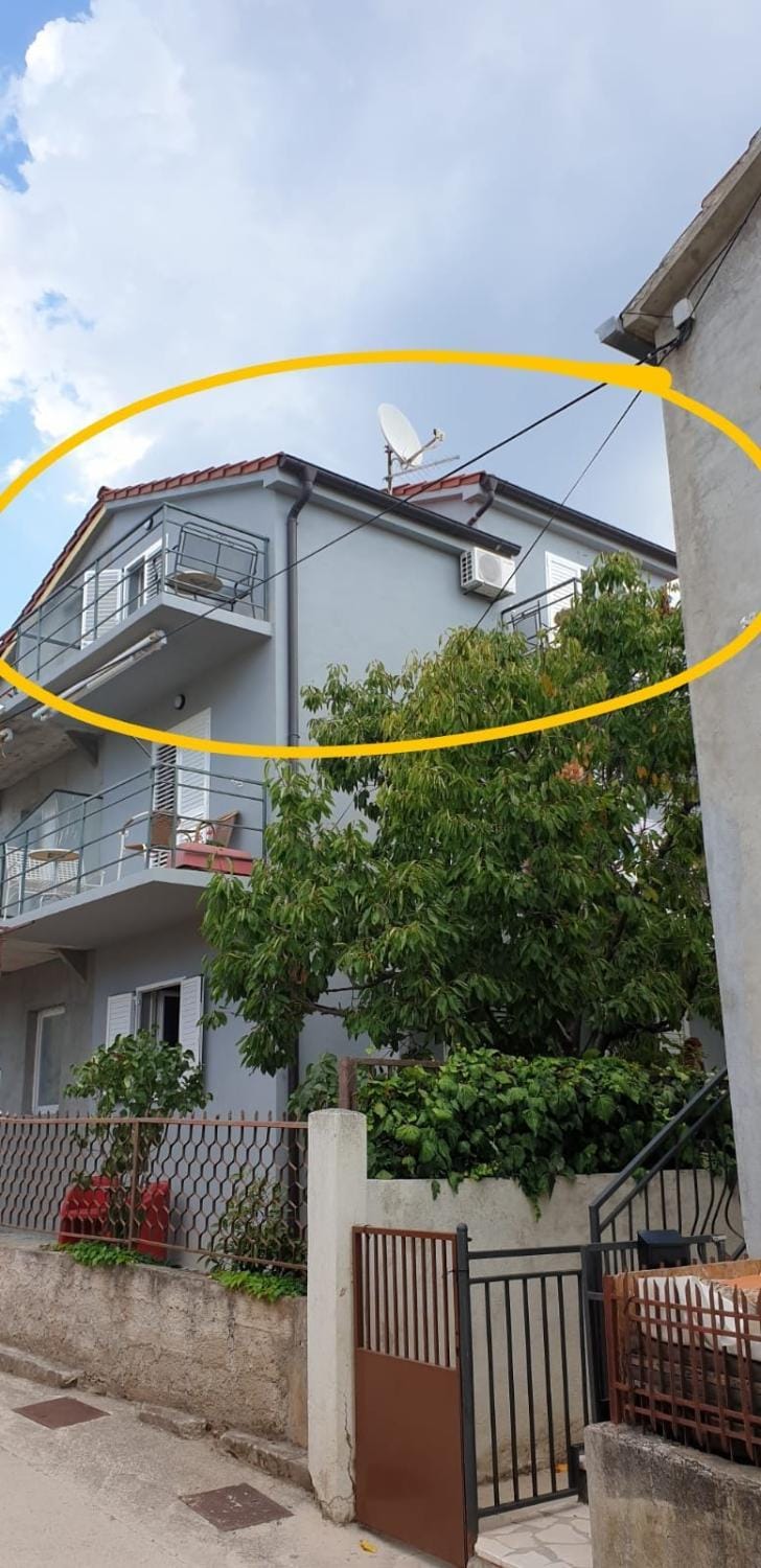 Property building, Balcony/Terrace