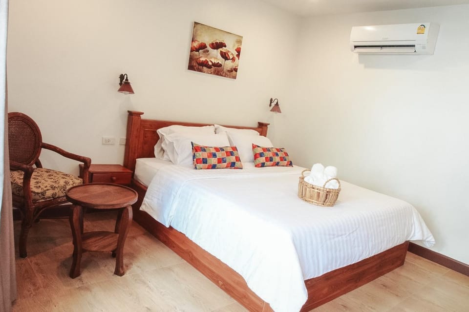 Romyen Cafe' Homestay Vacation rental in Laos