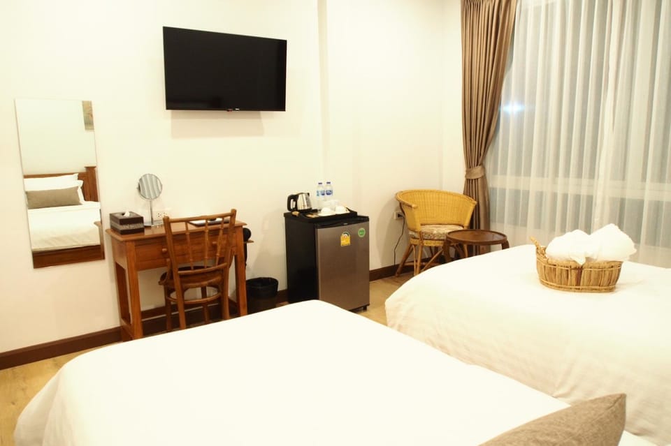 Romyen Cafe' Homestay Vacation rental in Laos