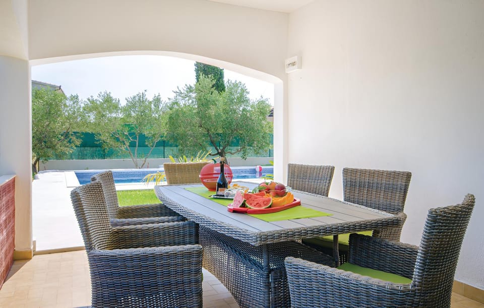 Patio, View (from property/room), Seating area