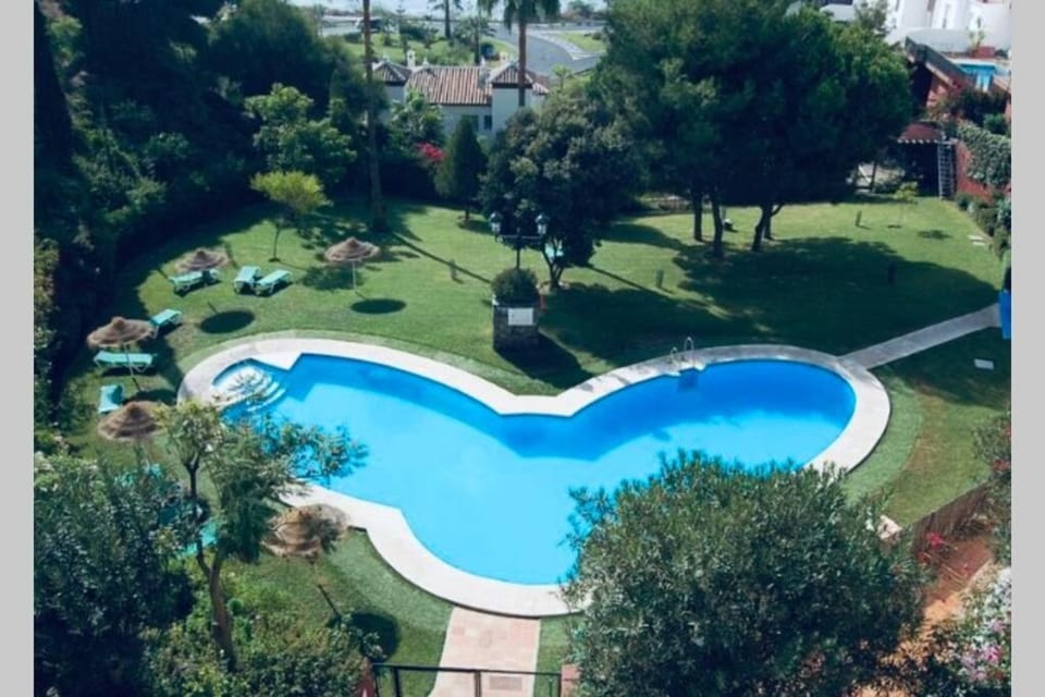 Garden view, Pool view, Swimming pool