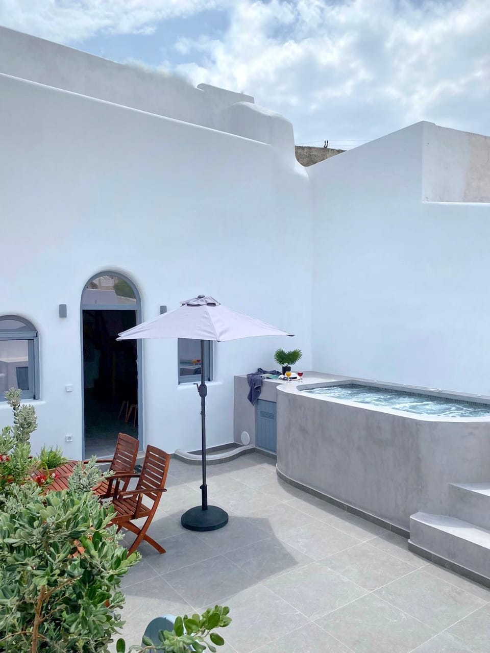 Patio, Day, Natural landscape, Hot Tub, View (from property/room), Balcony/Terrace, Pool view, Swimming pool