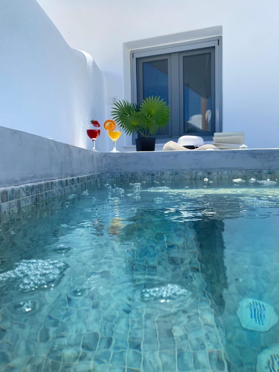 Hot Tub, Pool view, Swimming pool, sunbed