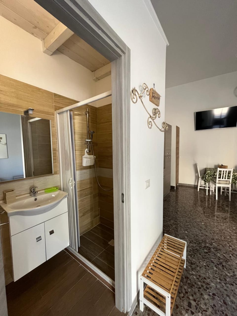 Shower, Bathroom