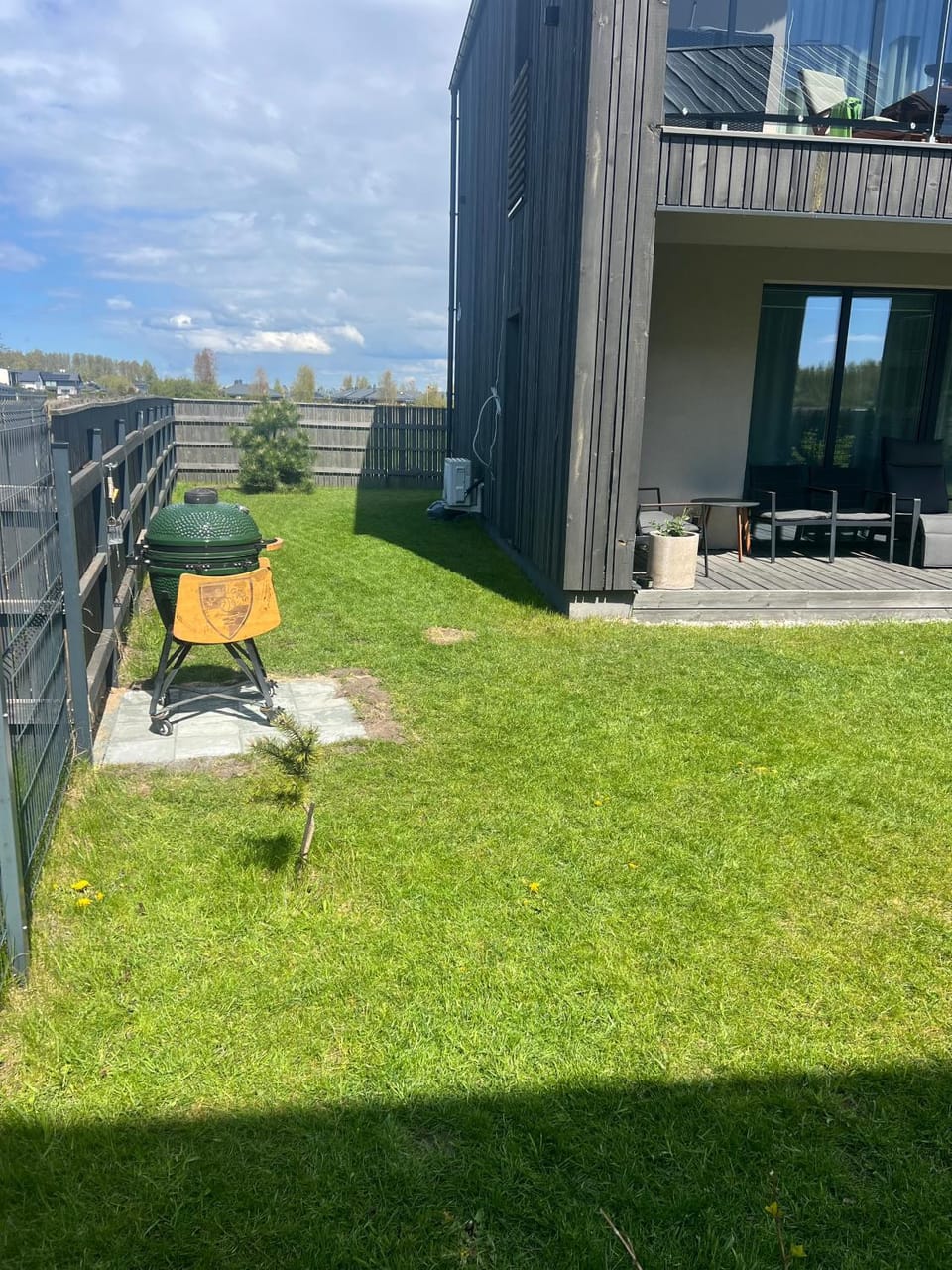 Patio, Day