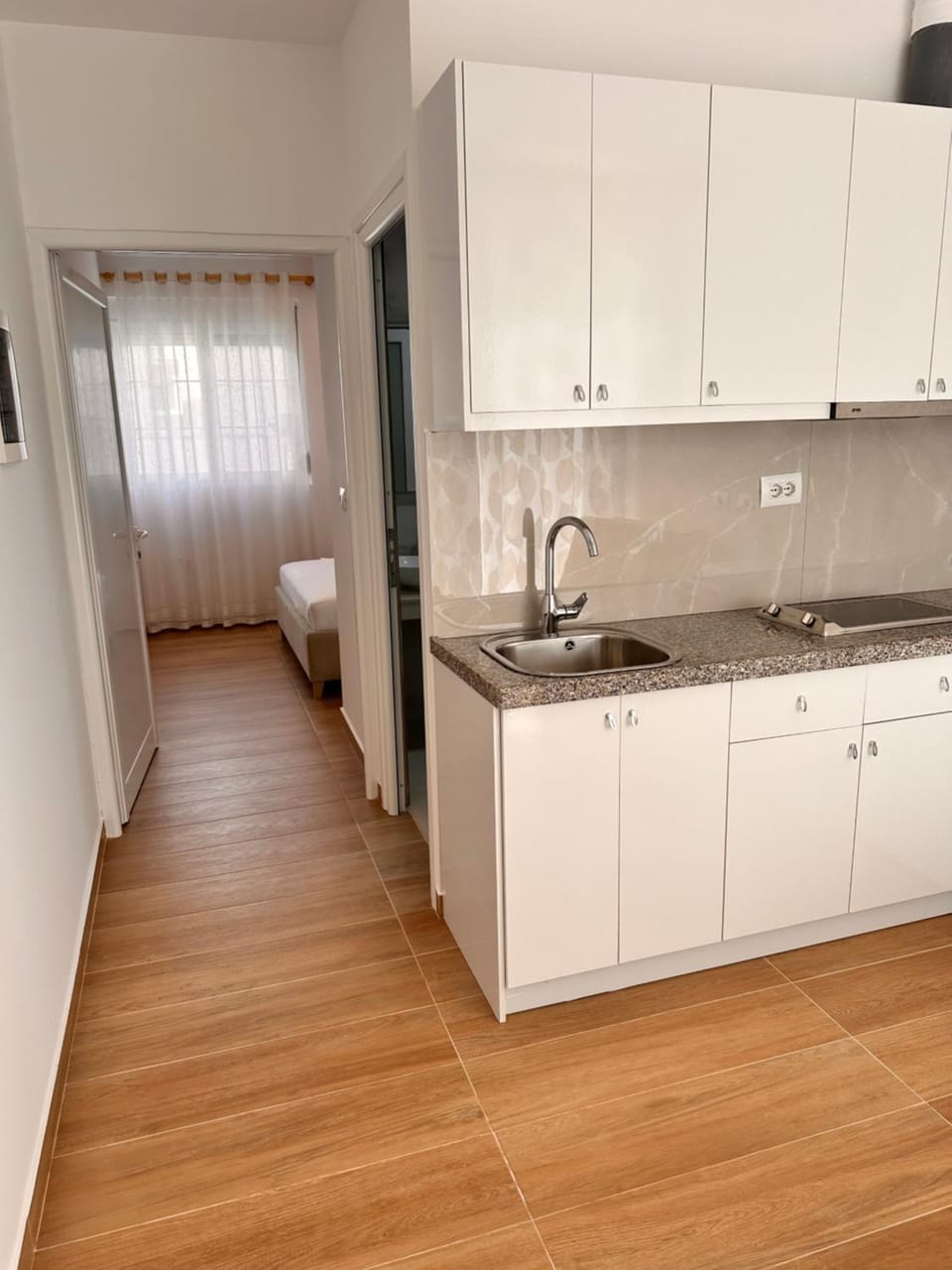 Vila SUN 2E Apartment in Ksamil