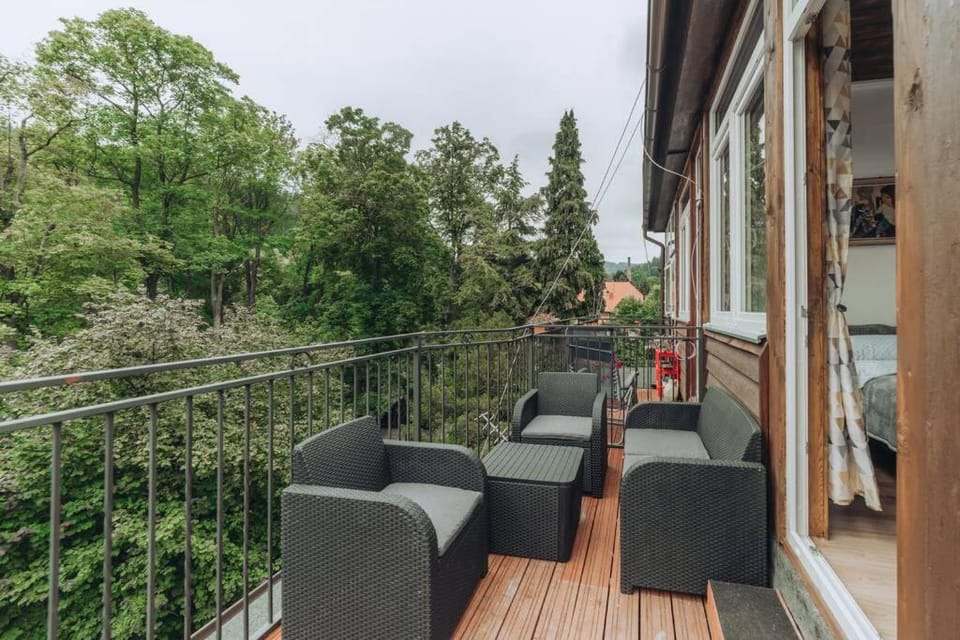 Duszniki-Zdrój Przytulny Apartament z Tarasem Apartment in Lower Silesian Voivodeship