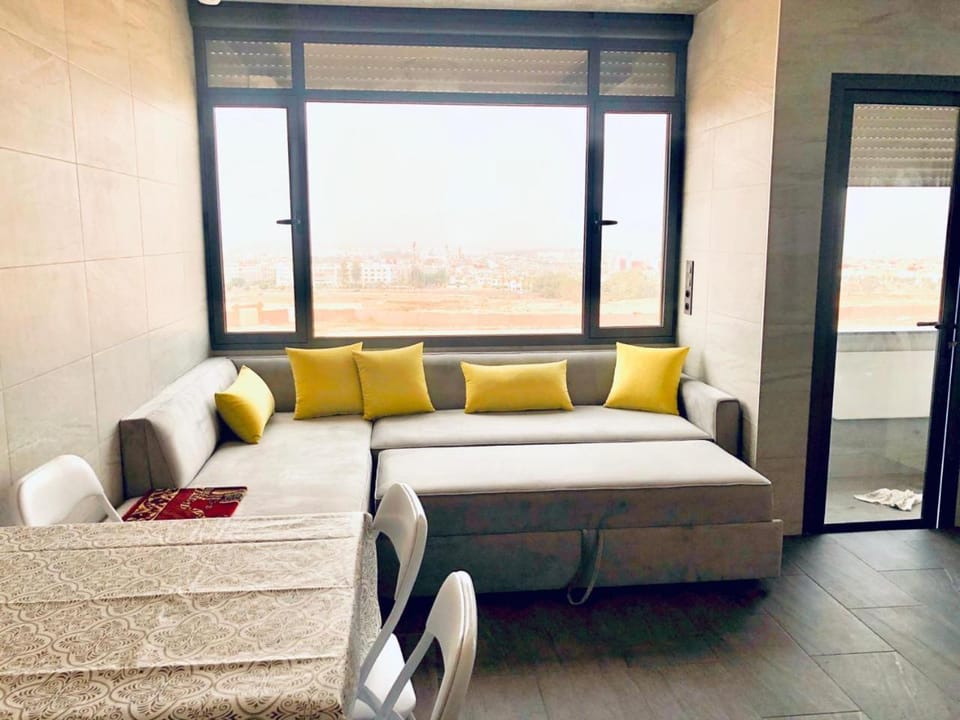 Bed, View (from property/room), Balcony/Terrace, Living room, Seating area, Dining area