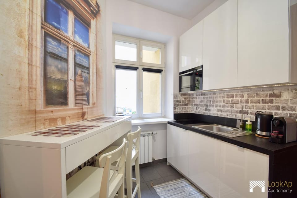 Coffee/tea facilities, Kitchen or kitchenette