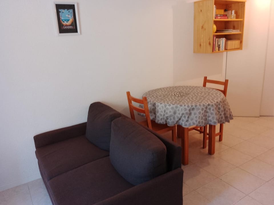 Studio pour cure Eugénie les Bains Apartment in Nouvelle-Aquitaine