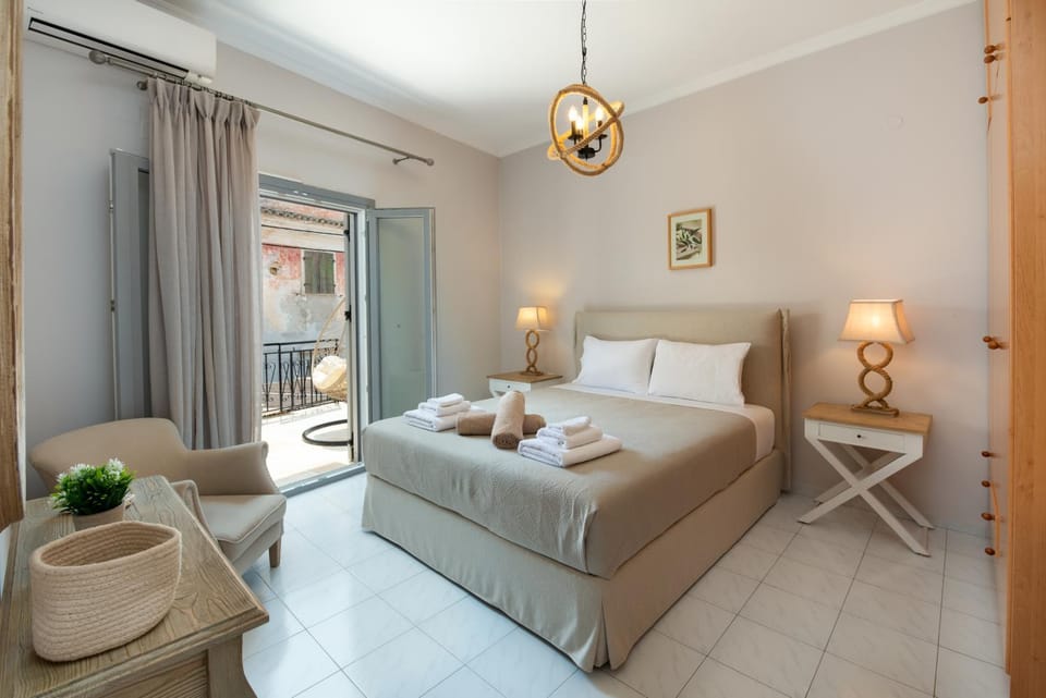 Marilu's, Paxos Port House Apartment in Gaios