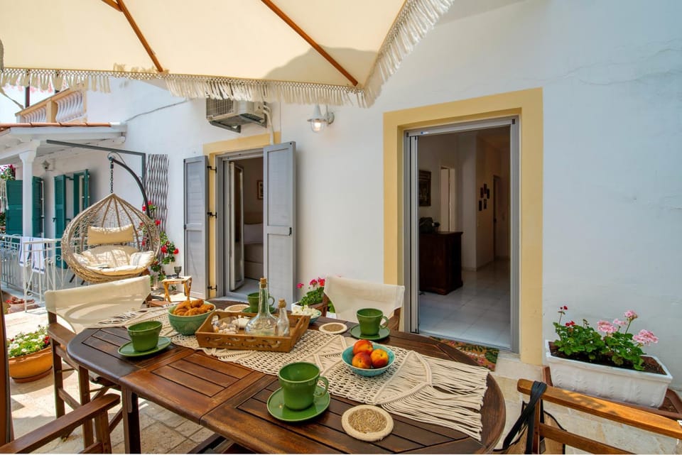 Marilu's, Paxos Port House Apartment in Gaios