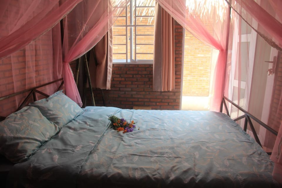 Bầu Bí Mini Farmstay Mekong - Tiền Giang Campground/ 
RV Resort in Cambodia