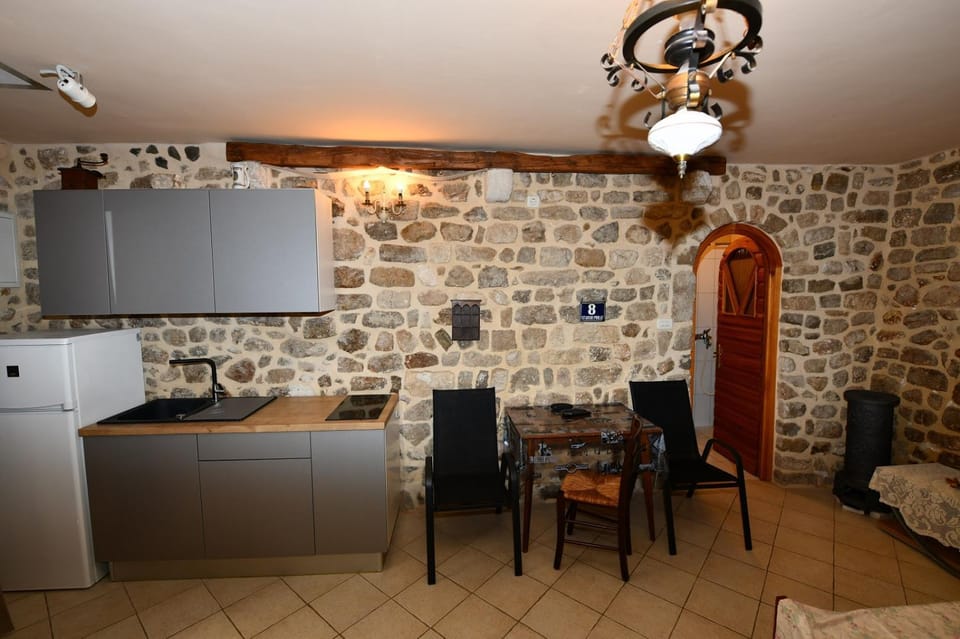 Zupan B studio apartman Krk Apartment in Krk