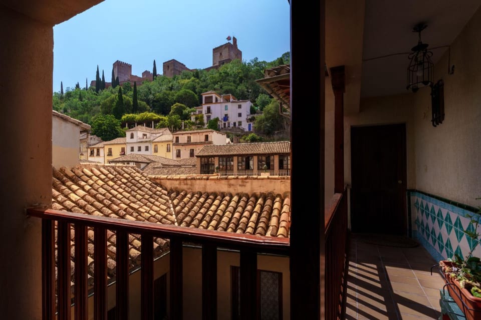 Anali - Hostatel Apartment in Granada