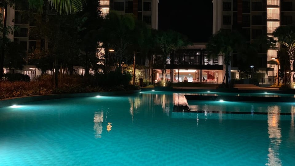 Swimming pool