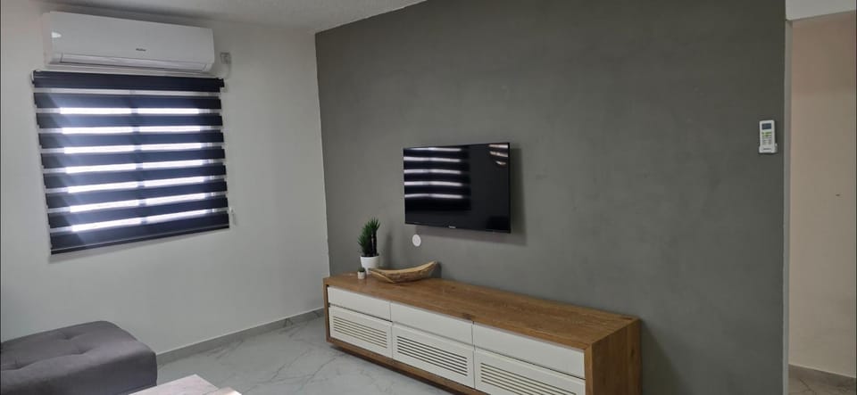 House By The Beach Apartment in Eilat