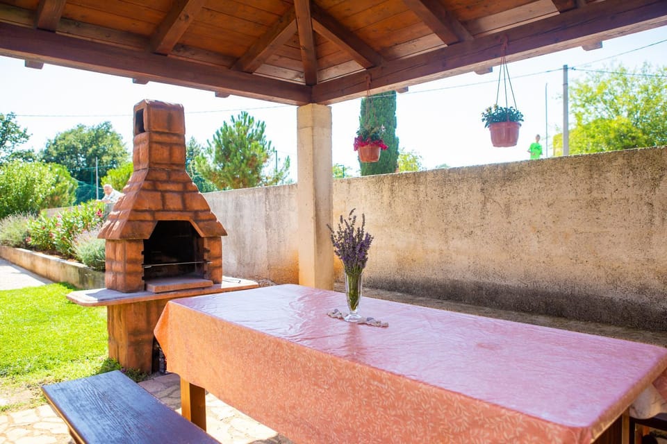 Holiday home Labud House in Istria County