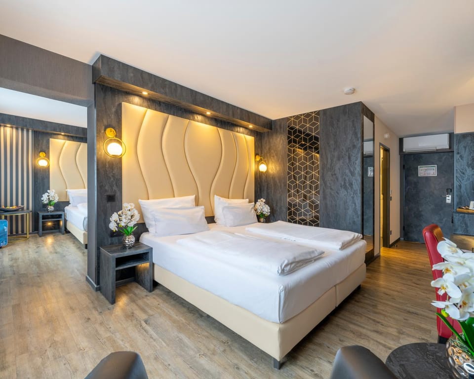 Bed, Photo of the whole room