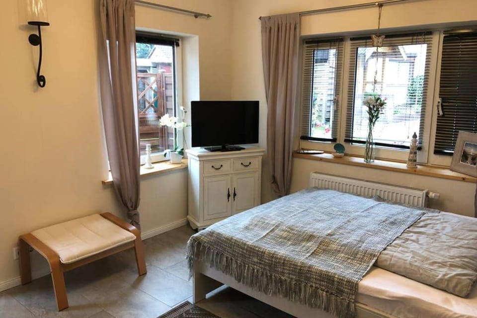 Süßes Apartmenthäuschen in Burg Apartment in Schleswig-Holstein