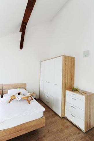 Bed, Photo of the whole room, Bedroom, wardrobe