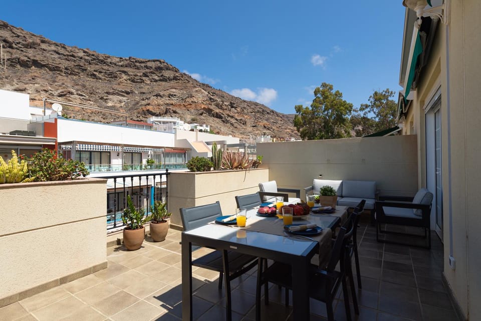 Patio, Balcony/Terrace, Mountain view