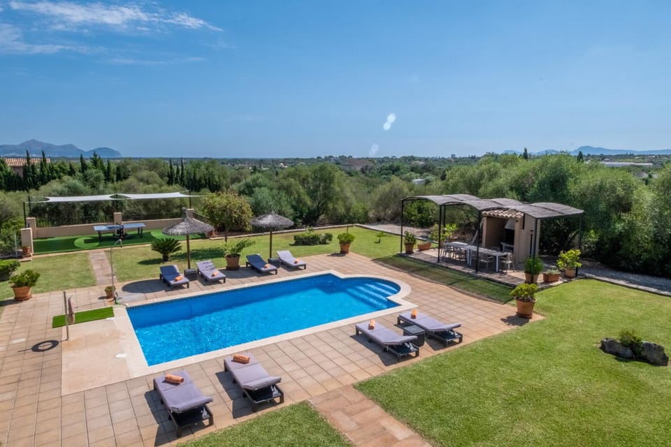 BBQ facilities, Table tennis, Swimming pool, Swimming pool