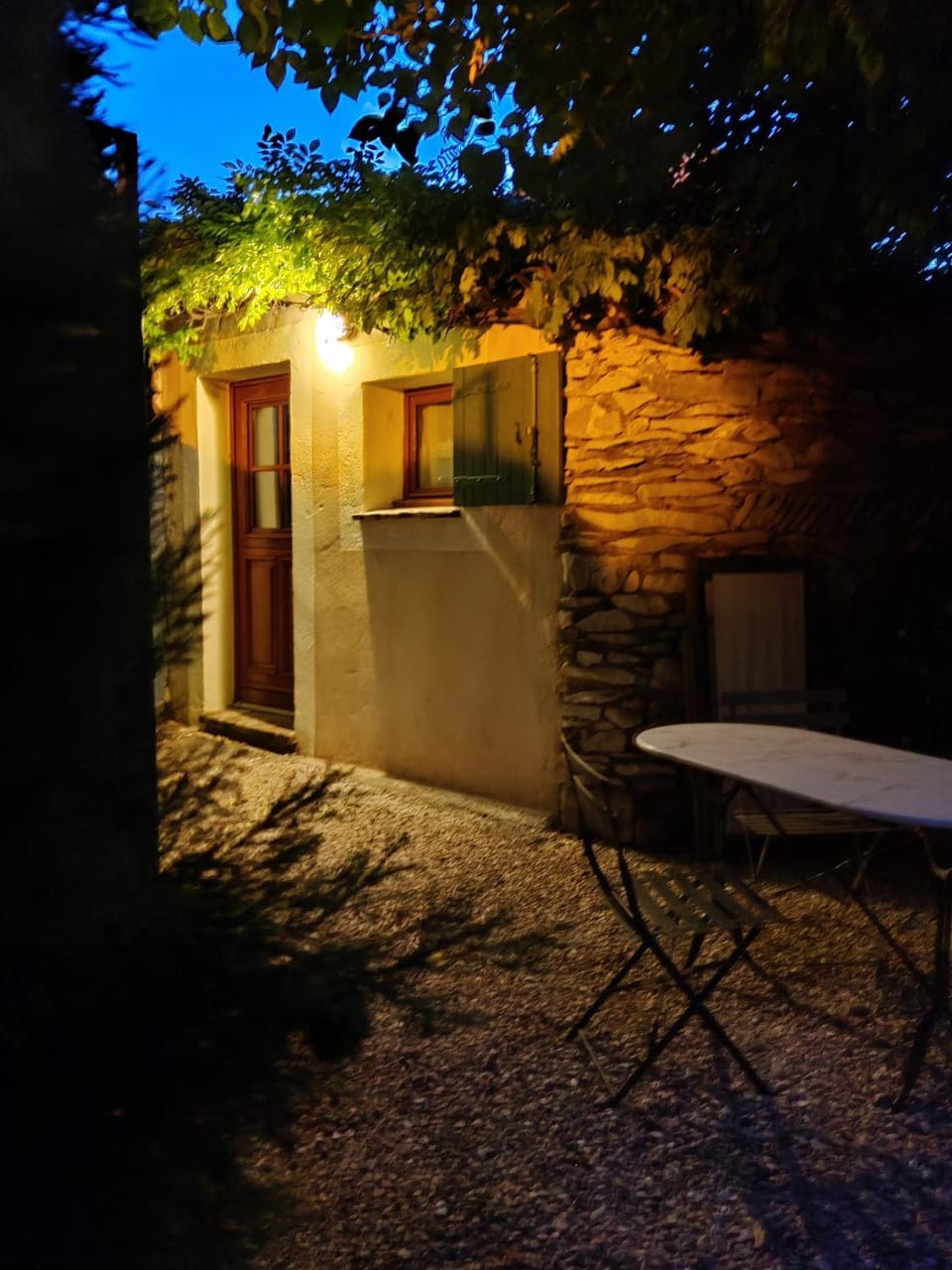 Mazet indépendant Tavel - Le Mas de l Acacia Apartment in Rochefort-du-Gard