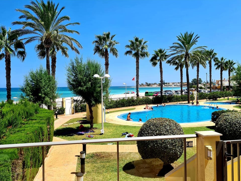 Pool view, Sea view, Swimming pool
