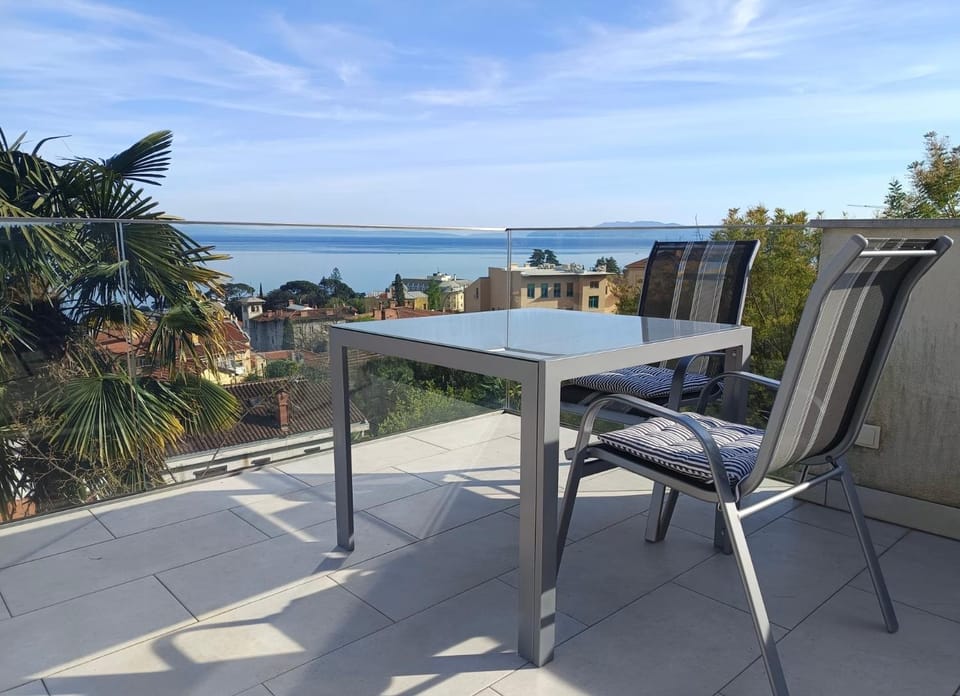 Beautiful View Apt 1 Apartment in Opatija