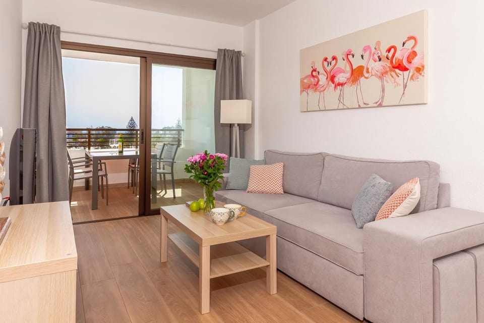 View (from property/room), Living room, Seating area