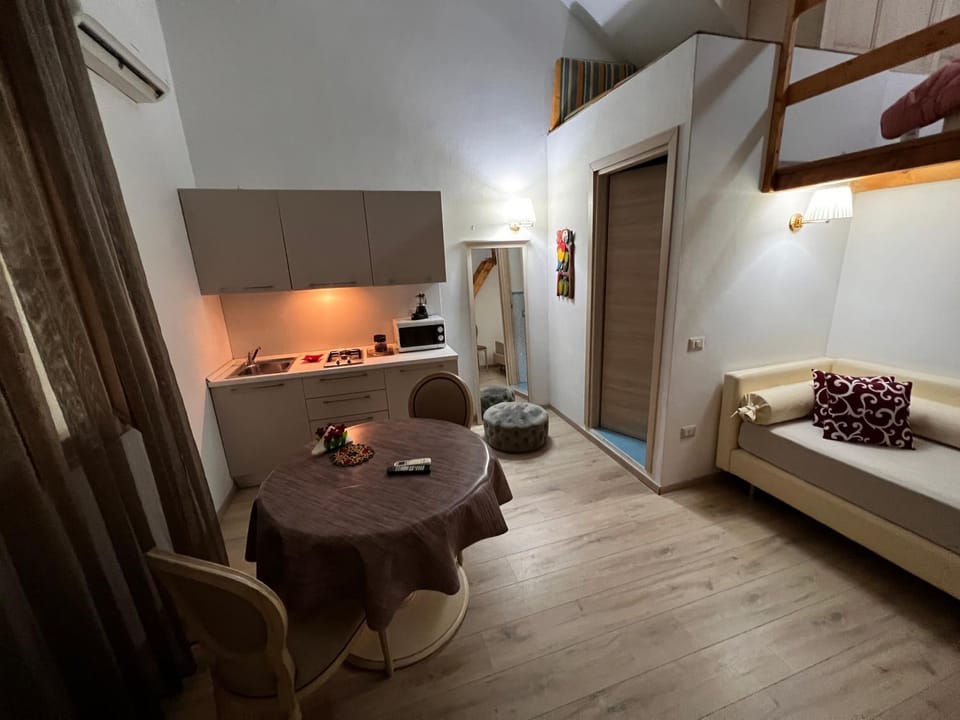 Appartamentino Louis Bed and Breakfast in Cagliari