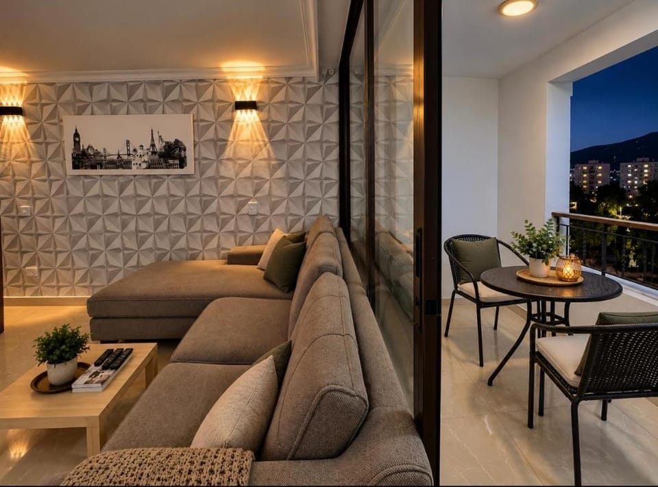 Disfruta de la comodidad como un Hotel 5 Estrellas Apartment in Envigado