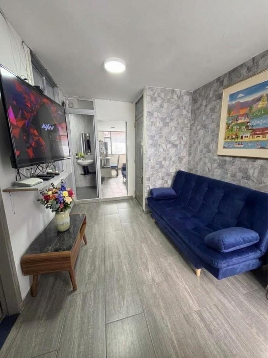 Apartamento Portal el Dorado, a solo 5 min del aeropuerto, frente al CC Nuestro Bogota Apartment in Bogota