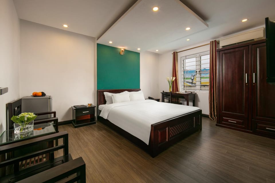 Bed, Other, Photo of the whole room
