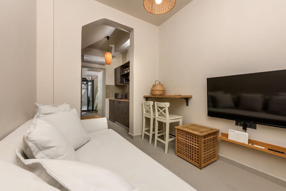 TV and multimedia, Seating area